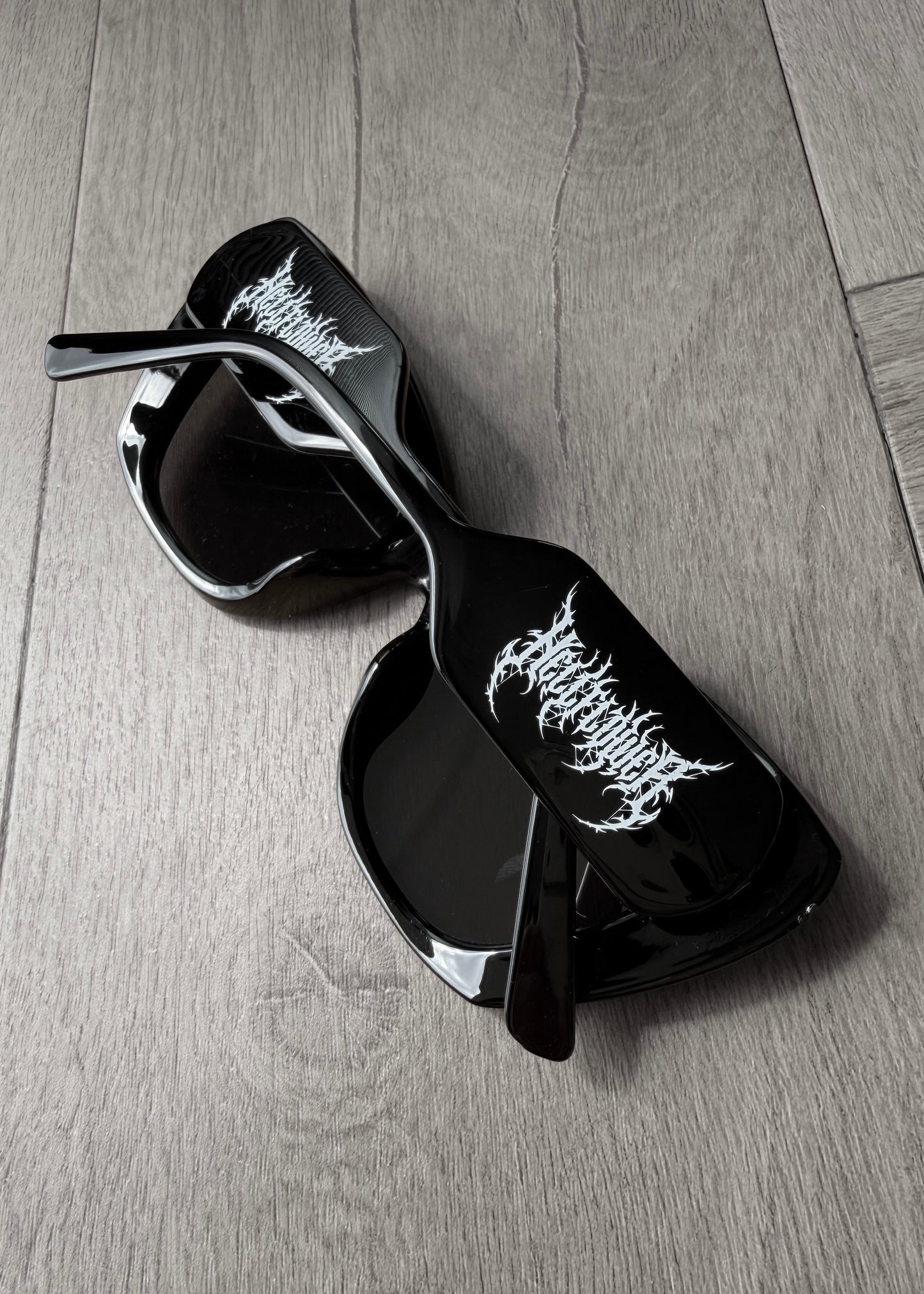 Guttural sunglasses